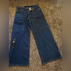 NWT Women’s Banana Republic Blue Mid-Rise Cargo Jeans, size 29/8
